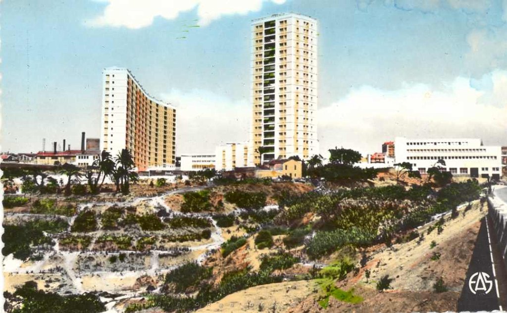 ORAN CITE JEAN DE LA FONTAINE.jpg